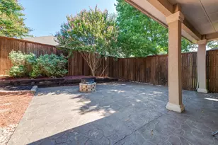 1404 Clearwater Ct, Grapevine, TX 76051 - Photo 25