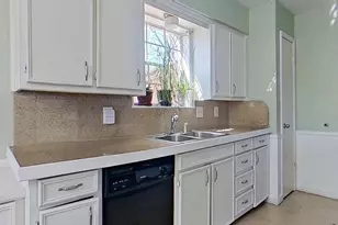 1923 Sierra Dr, Lewisville, TX 75077 - Photo 9