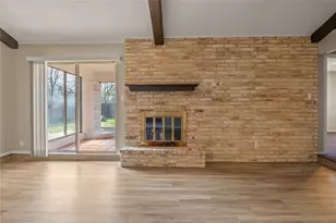 3208 Bob-O-Link Ln, Denton, TX 76209 - Photo 3