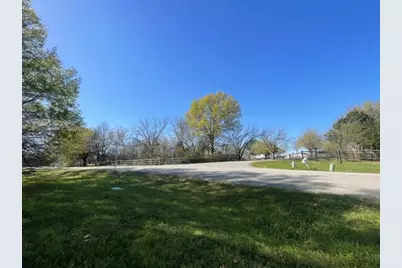 8001 Storie Road, Arlington, TX 76001 - Photo 5