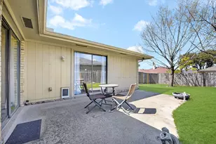 2621 Winterlake Dr, Carrollton, TX 75006 - Photo 37