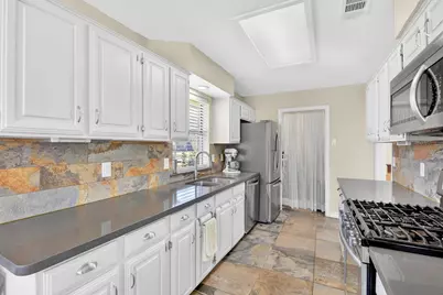 2621 Winterlake Drive, Carrollton, TX 75006 - Photo 13