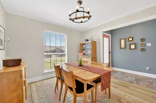 2621 Winterlake Dr, Carrollton, TX 75006 - Photo 7