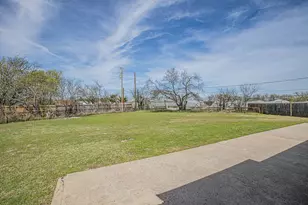 131 Sierra Ct, Glenn Heights, TX 75154 - Photo 31