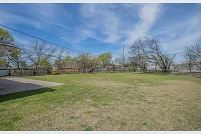 131 Sierra Court, Glenn Heights, TX 75154 - Photo 33