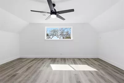 661 Oak Drive, Hurst, TX 76053 - Photo 9