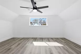 661 Oak Dr, Hurst, TX 76053 - Photo 9