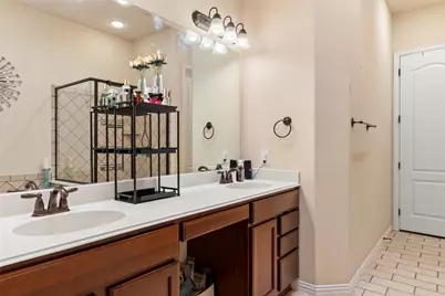 2476 Deer Run, Lewisville, TX 75067 - Photo 19