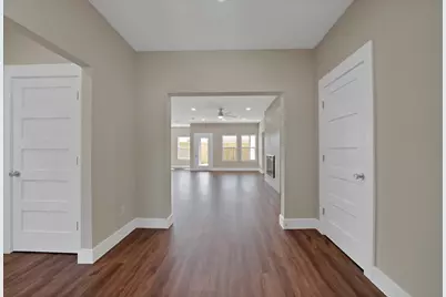 4608 Red Bud Court, The Colony, TX 75056 - Photo 5