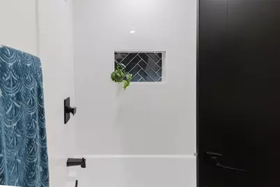 405 Valcik, Decatur, TX 76234 - Photo 15