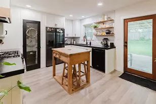 405 Valcik, Decatur, TX 76234 - Photo 9