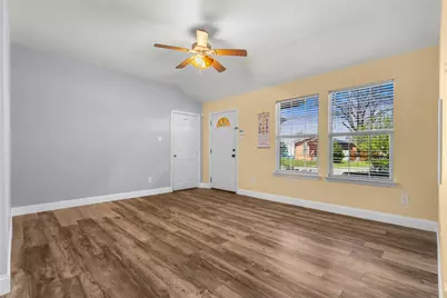 1730 Shaw Street, Dallas, TX 75212 - Photo 5