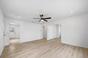 105 E Ard St, Seagoville, TX 75159 - Photo 5