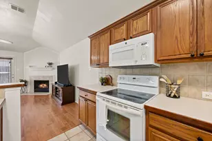 8136 Fleetwing Trail, Fort Worth, TX 76131 - Photo 13