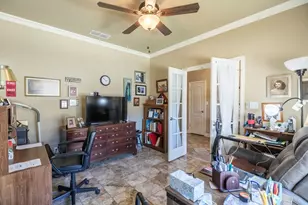 3225 White Oaks Dr, Abilene, TX 79606 - Photo 9