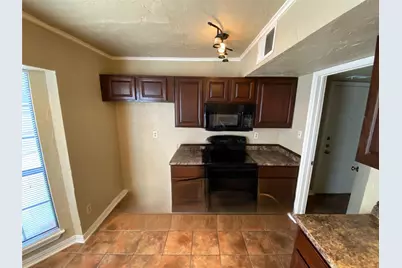 6722 Oriole Court, Fort Worth, TX 76137 - Photo 11