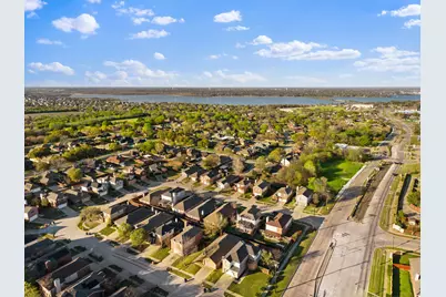 1418 Deville Circle, Garland, TX 75043 - Photo 33