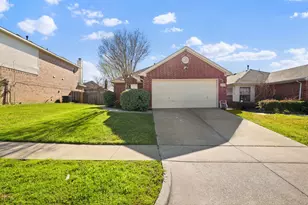 1418 Deville Cir, Garland, TX 75043 - Photo 3