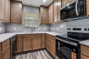 4311 Metropolitan Ave, Dallas, TX 75210 - Photo 11