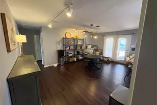 1121 Wade Dr, Bedford, TX 76022 - Photo 9