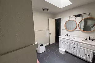 1121 Wade Dr, Bedford, TX 76022 - Photo 15