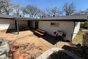 1121 Wade Dr, Bedford, TX 76022 - Photo 19