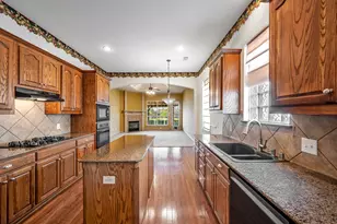 2112 Stone Creek Dr, McKinney, TX 75072 - Photo 3