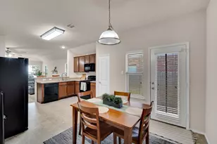 2005 Peony St, Heartland, TX 75126 - Photo 11