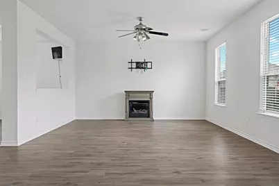 2632 Wesley Avenue, Aubrey, TX 76227 - Photo 7