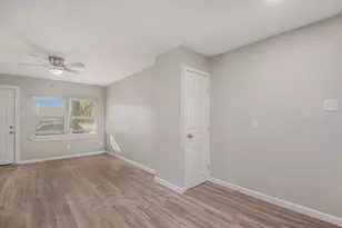406 Dawson Cir, Grand Prairie, TX 75051 - Photo 5