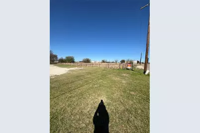 302 N Park Street, Granbury, TX 76048 - Photo 3