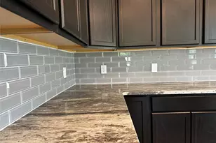 1005 Elise Ave, Waco, TX 76706 - Photo 3