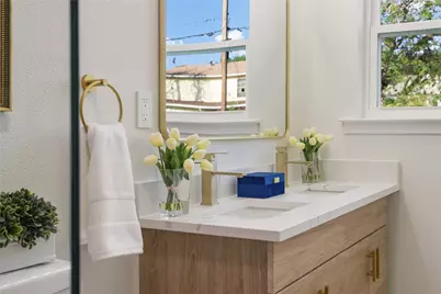 14510 Dennis Lane, Farmers Branch, TX 75234 - Photo 17