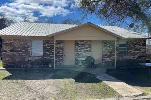 105 Effie Ln, Weatherford, TX 76088 - Photo 1