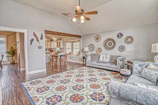 6836 Dogwood Ln, North Richland Hills, TX 76182 - Photo 13