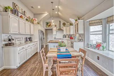 6836 Dogwood Lane, North Richland Hills, TX 76182 - Photo 13