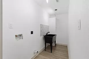 8442 Campanella Dr, Dallas, TX 75243 - Photo 17