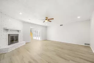 10432 Church Rd, Dallas, TX 75238 - Photo 7