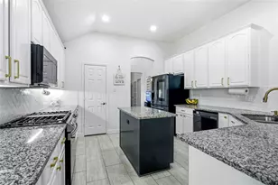 1629 Lake Tawakoni Dr, Allen, TX 75002 - Photo 9