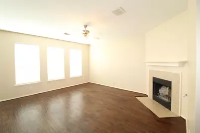 209 Clydesdale Street, Waxahachie, TX 75165 - Photo 5