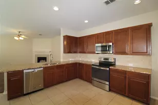 209 Clydesdale St, Waxahachie, TX 75165 - Photo 9