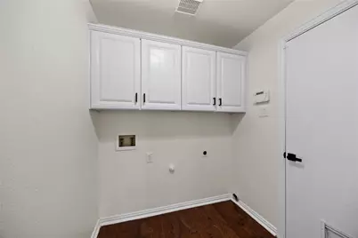 2504 Springhill Drive, Grapevine, TX 76051 - Photo 11