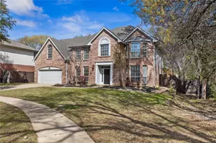 2504 Springhill Dr, Grapevine, TX 76051 - Photo 3
