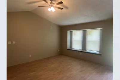 101 Seminole Street, Tye, TX 79563 - Photo 23