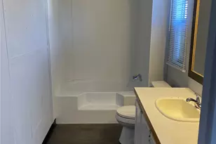 101 Seminole St, Tye, TX 79563 - Photo 35