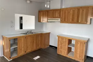 101 Seminole St, Tye, TX 79563 - Photo 29