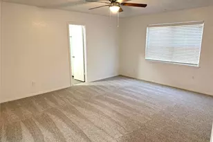 520 Baker Dr, Hurst, TX 76054 - Photo 17