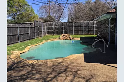 520 Baker Drive, Hurst, TX 76054 - Photo 25