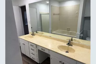 520 Baker Drive, Hurst, TX 76054 - Photo 21