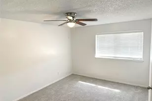 520 Baker Dr, Hurst, TX 76054 - Photo 15